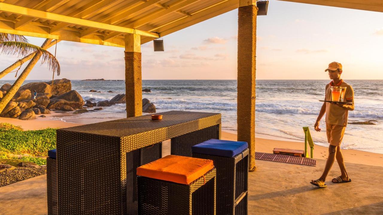 Hotel J Ambalangoda Ambalangoda  Dış mekan fotoğraf